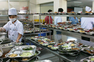 cung-cap-suat-an-cho-truong-hoc