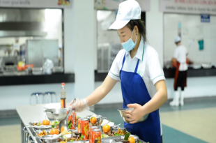 cung-cap-suat-an-cho-benh-vien