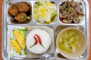 kinh-nghiem-chon-doi-tac-cung-cap-suat-an-cong-nghiep-cho-nha-may-khu-cong-nghiep